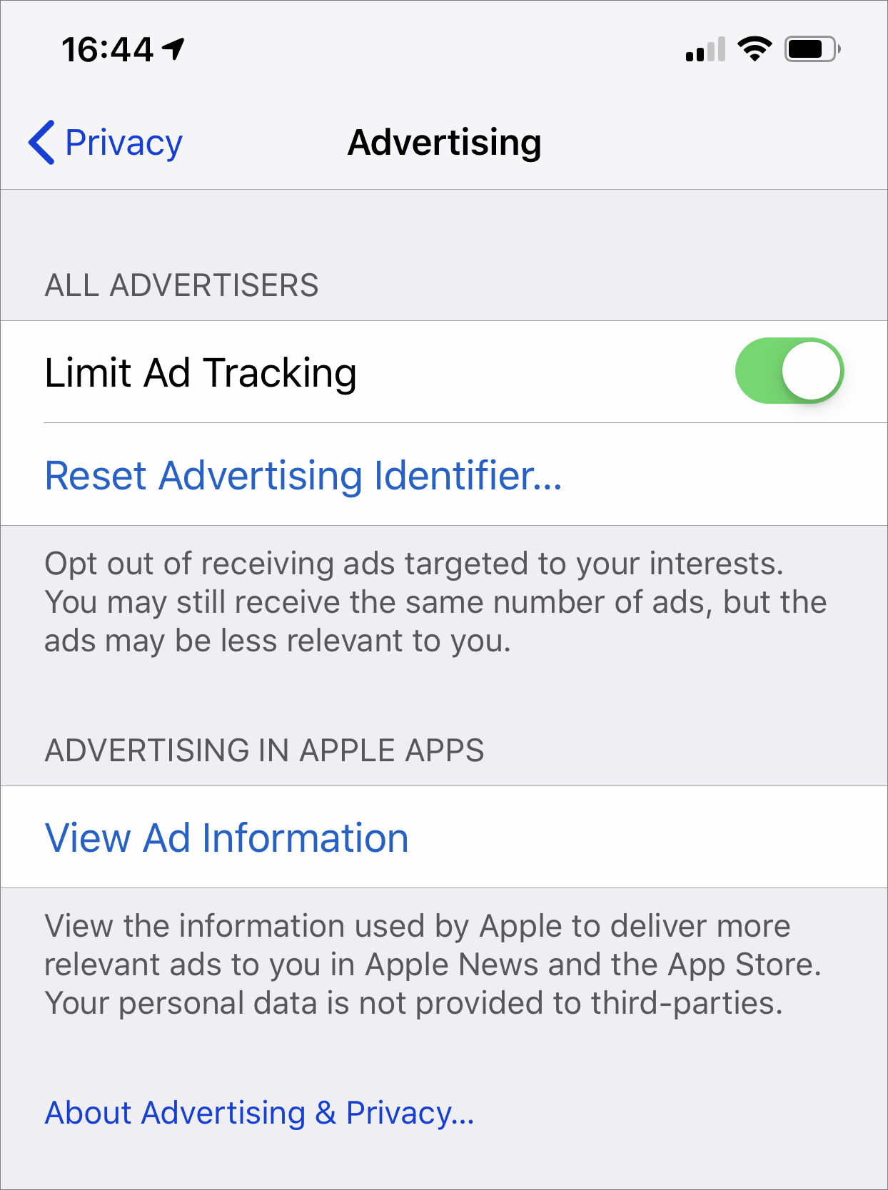 Apple simplifies Face ID, iOS 12 and recycling in new ads
